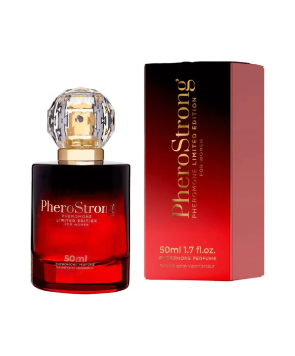 PheroStrong Limited Edition – Parfum cu feromoni pentru femei, cu note de coacaze negre si trandafir - 50 ml