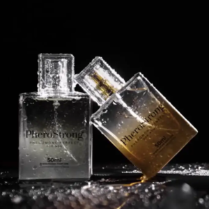 PheroStrong Perfect – Parfum cu feromoni pentru femei, cu note de litchi, ambra si trandafir - 50 ml